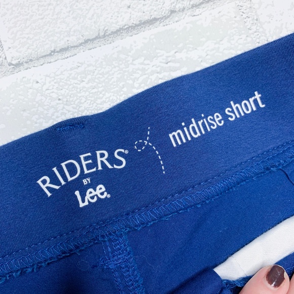 Midrise blue shorts - Riders by Lee - Size 12 - Picture 3 of 4